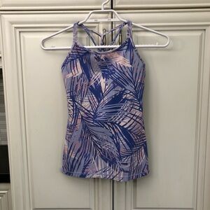 Ivivva by Lululemon girl’s cross-back tank top